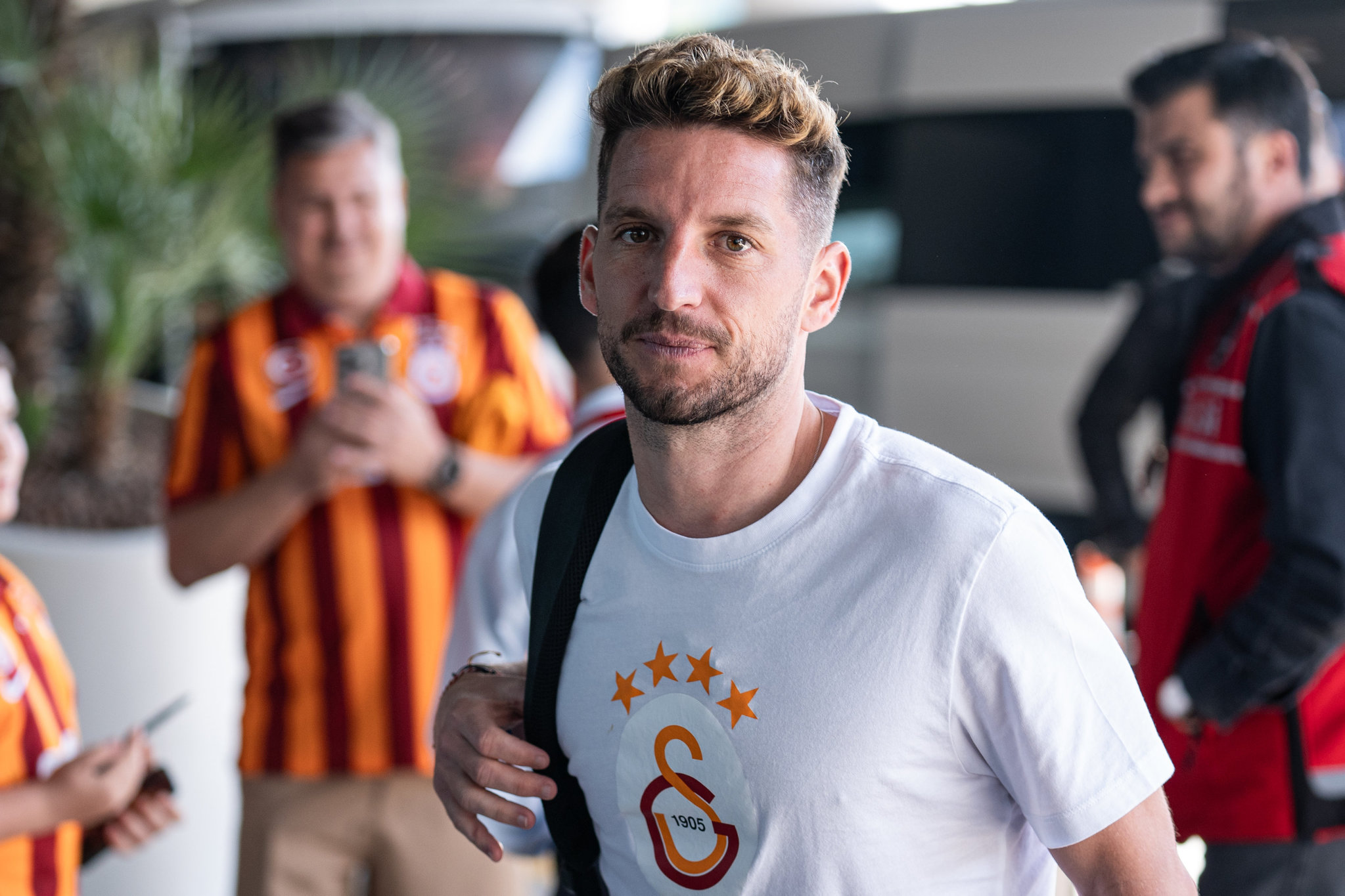 TRANSFER HABERİ: Galatasaray’da Dries Mertens belirsizliği! İmza şartı belli oldu
