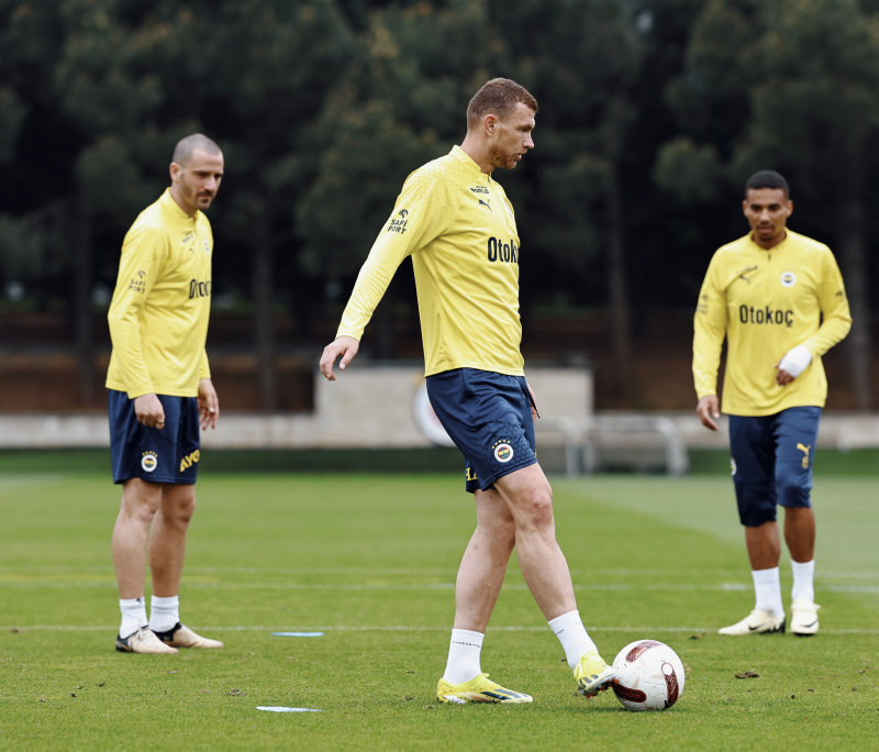 FENERBAHÇE HABERLERİ - Kadıköy’de karar gecesi! Kayserispor maçının sonucu...