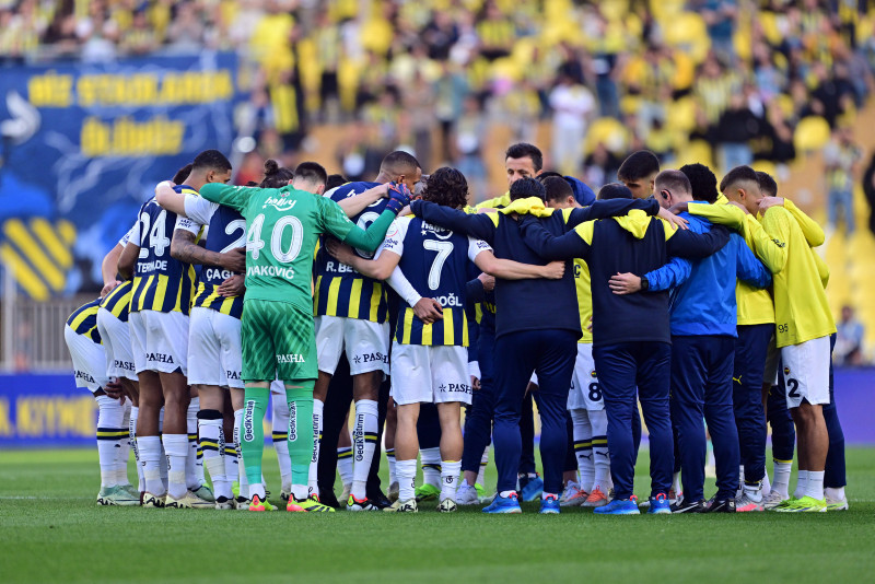 Fenerbahçe’de teknik direktörlüğe sürpriz aday! İlk temas kuruldu