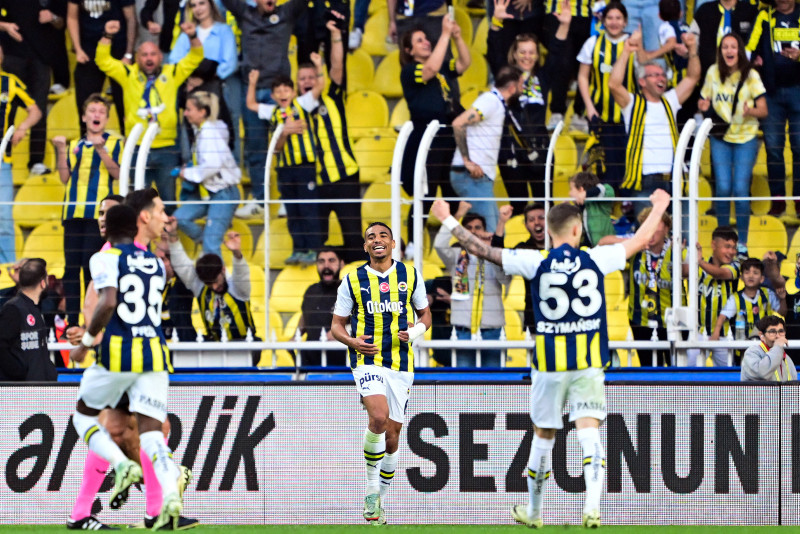 Fenerbahçe’de o isim 11’e dönüyor! İsmail Kartal’dan Galatasaray maçı öncesi flaş karar