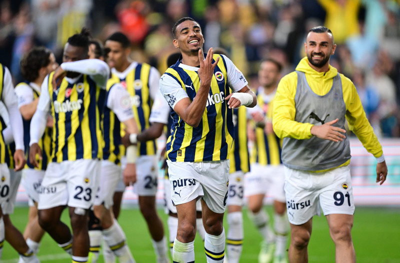 Fenerbahçe’de o isim 11’e dönüyor! İsmail Kartal’dan Galatasaray maçı öncesi flaş karar