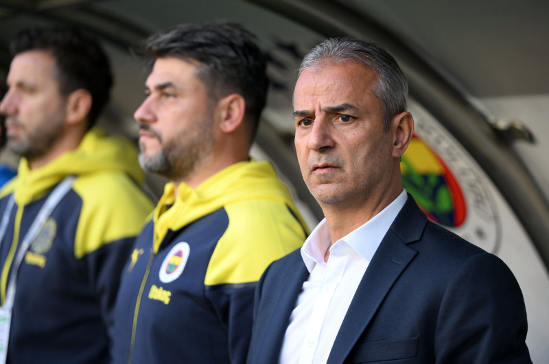 Fenerbahçe’de ya tamam ya devam maçı! İşte İsmail Kartal’ın dev derbi maçı 11’i