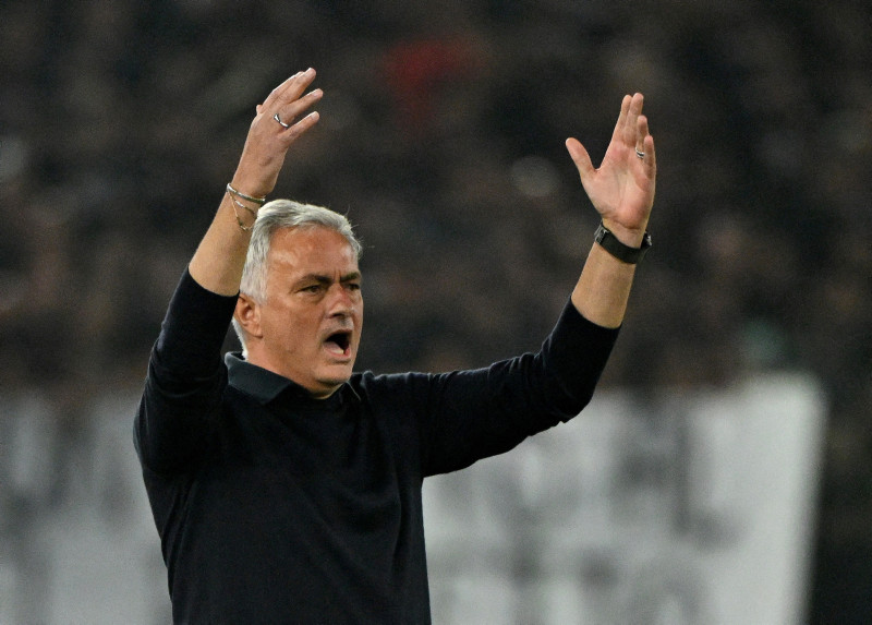 TRANSFER HABERİ | Beşiktaş’tan Mourinho harekatı! İşte yapılacak teklif