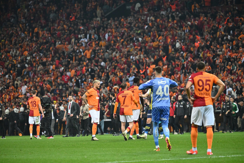 GALATASARAY HABERİ: Okan Buruk’tan futbolculara flaş sözler! Yenilginin ardından...