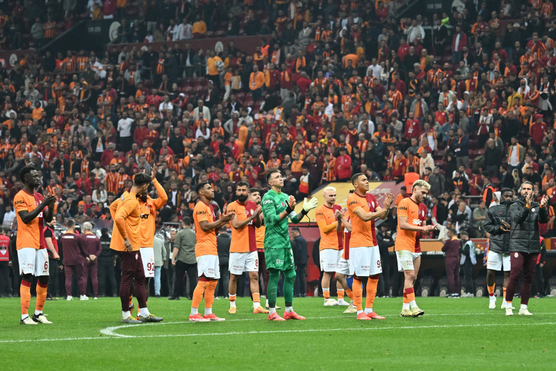 GALATASARAY HABERİ: Okan Buruk’tan futbolculara flaş sözler! Yenilginin ardından...