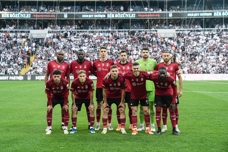 BEŞİKTAŞ HABERLERİ...Beşiktaş’ta ilk yolcular belli oldu! İşte o isimler...