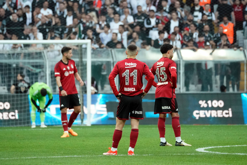 BEŞİKTAŞ HABERLERİ...Beşiktaş’ta ilk yolcular belli oldu! İşte o isimler...