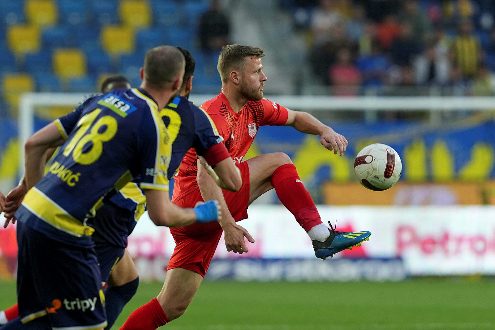 Son hafta alev alev! Süper Lig’de küme düşme ve şampiyonluk hattı...