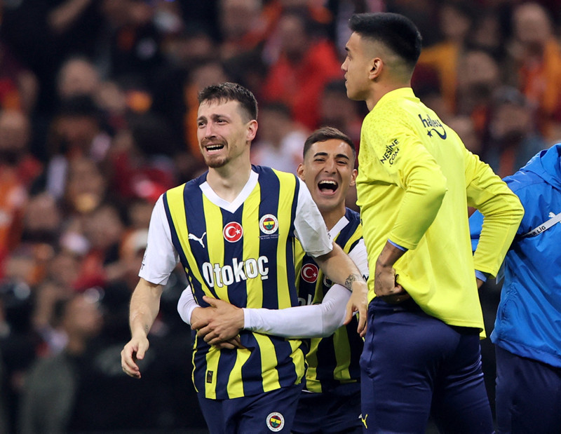 Fenerbahçe’de Mert Hakan Yandaş’ın geleceği şekilleniyor! Sözleşme durumu...
