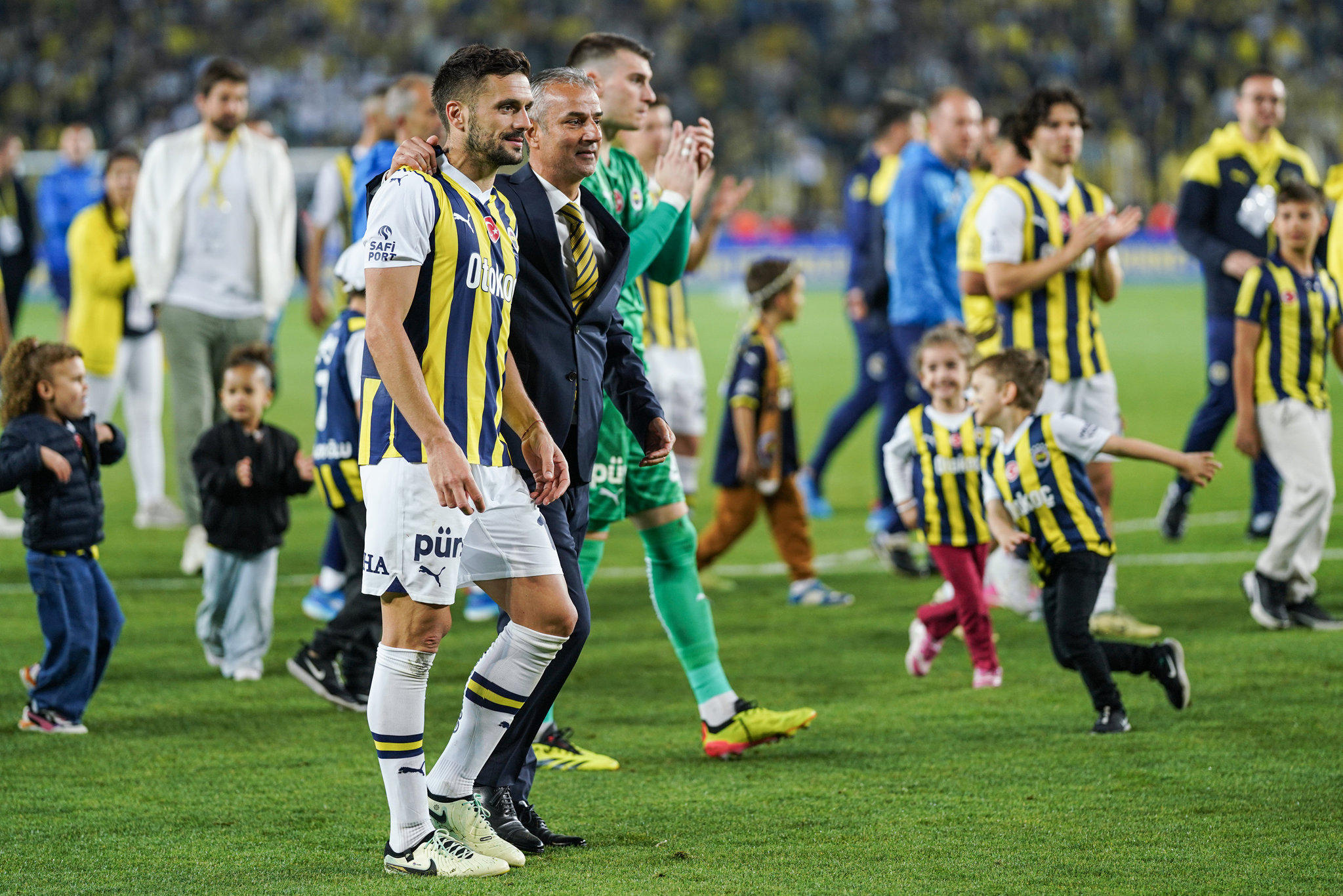 Fenerbahçe’de Alex de Souza’dan sonra bir ilk! Szymanski ve Tadic...
