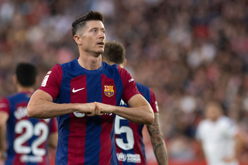 Fenerbahçe’den ses getiren transfer hamlesi! Robert Lewandowski harekatı başladı