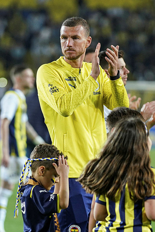 Fenerbahçe’de seçim sonrası büyük kriz! İsmail Kartal...