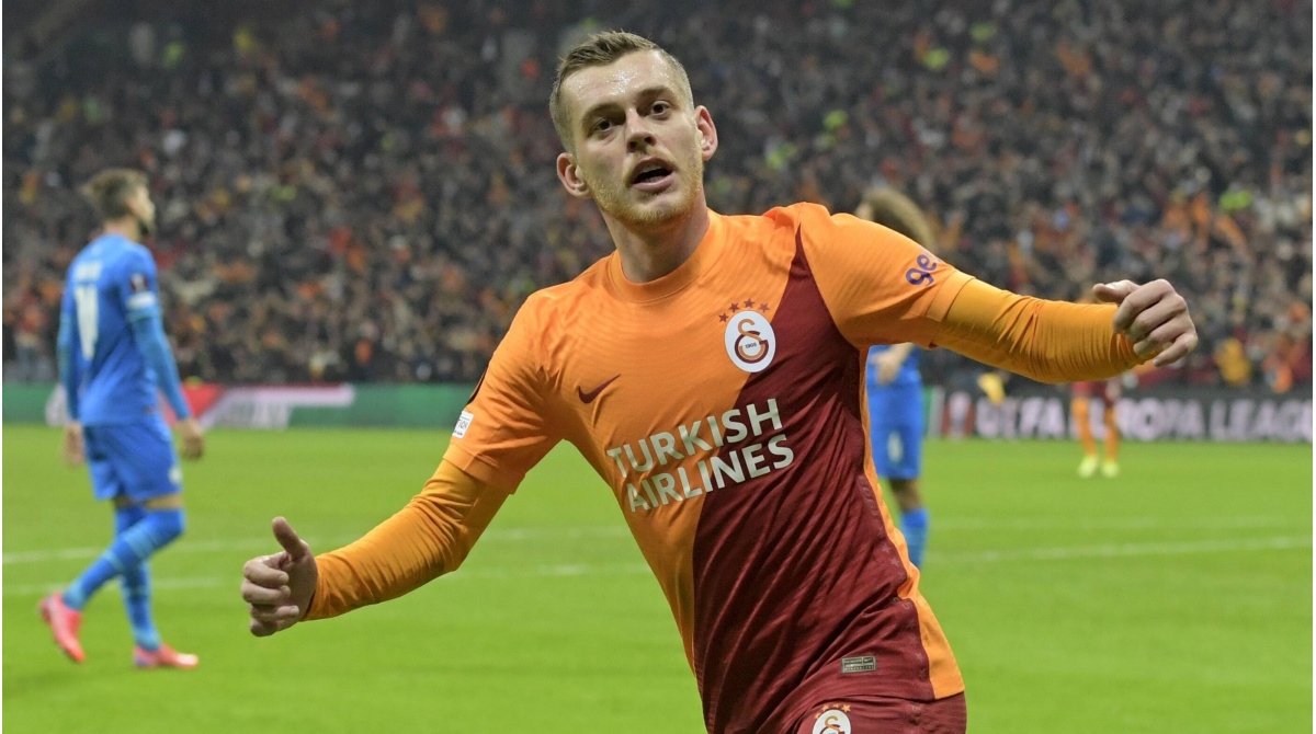 GALATASARAY TRANSFER HABERİ | Okan Buruk neşteri vurdu! Tam 9 futbolcu...