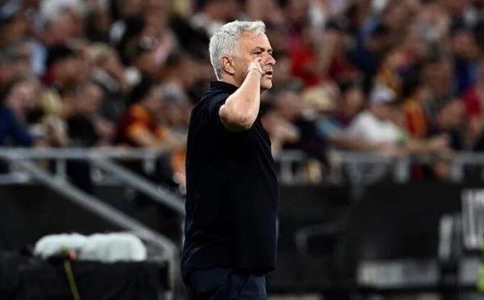 Jose Mourinho’dan Fenerbahçe açıklaması: Gitmek istiyorum ama...