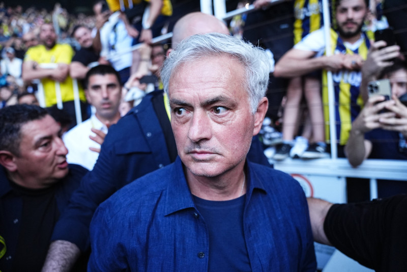 Fenerbahçe’de 10 yabancının bileti kesildi! İşte o isimler