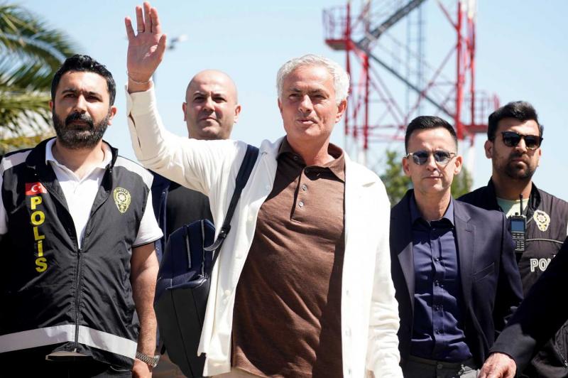 FENERBAHÇE HABERİ: Branco transferi bitirdi! Krunic’in yerine Mourinho’nun eski gözdesi