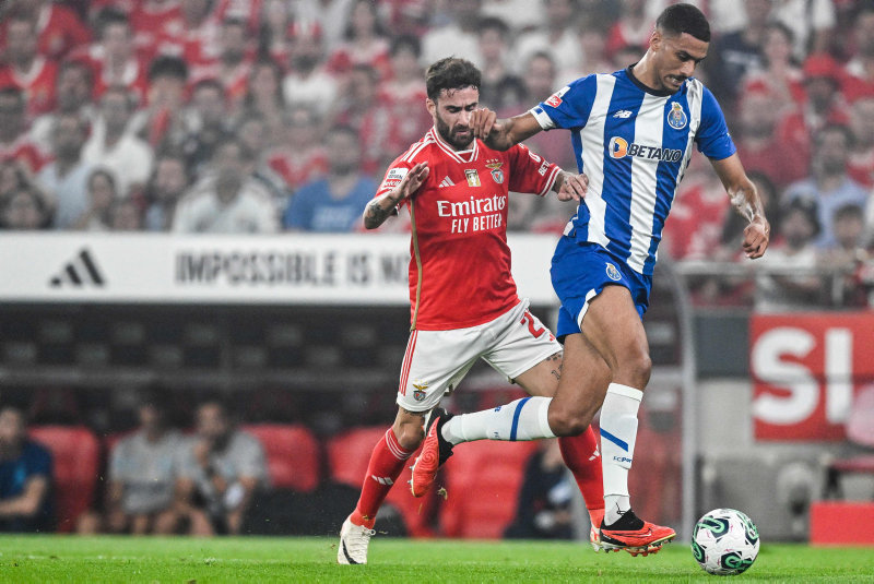 Galatasaray’dan ’10 numara’ transfer! 3 yıllık imza atıyor