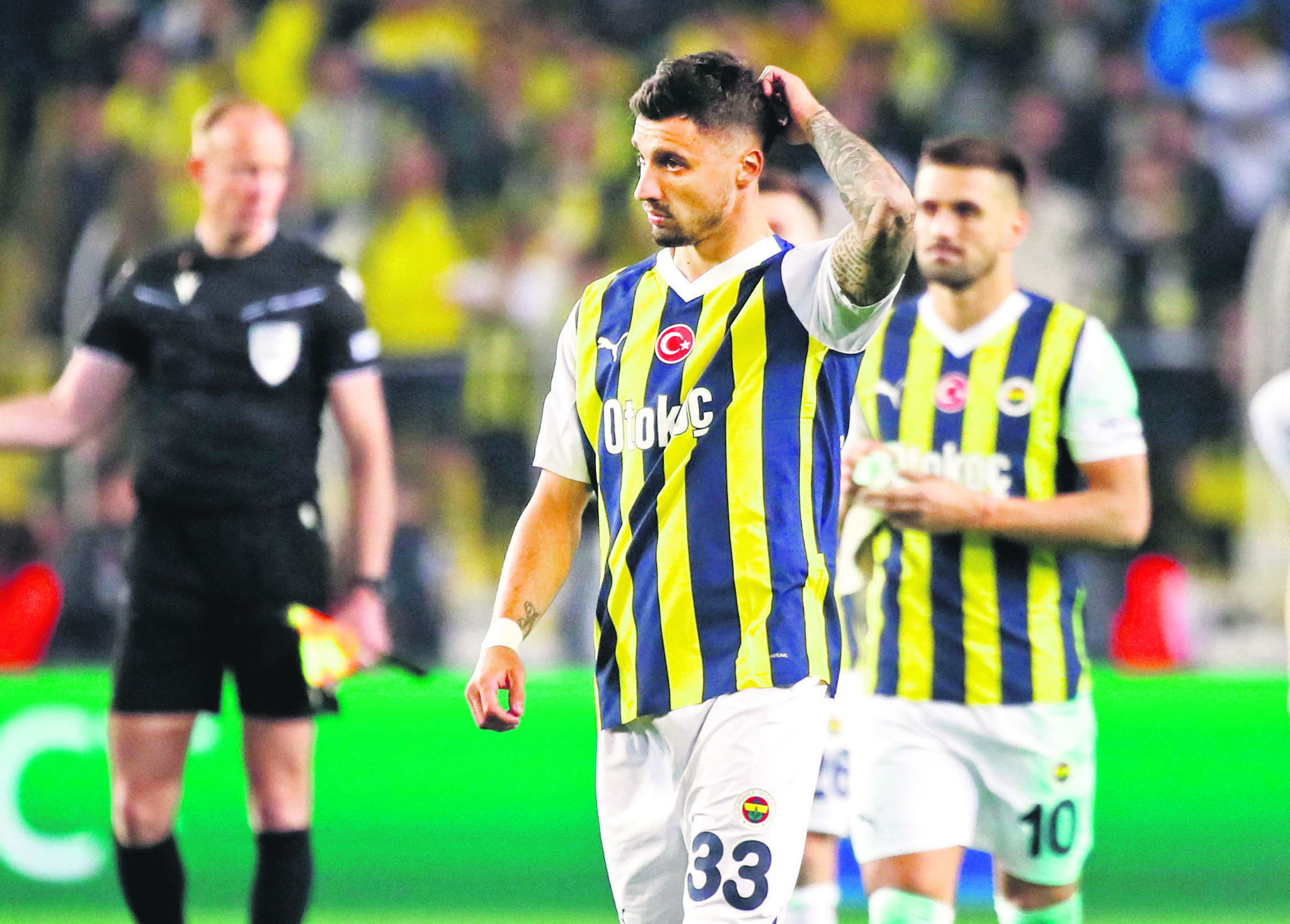 FENERBAHÇE TRANSFER HABERLERİ: Yönetim ’takım bul’ dedi! Yıldız isme Arabistan kancası