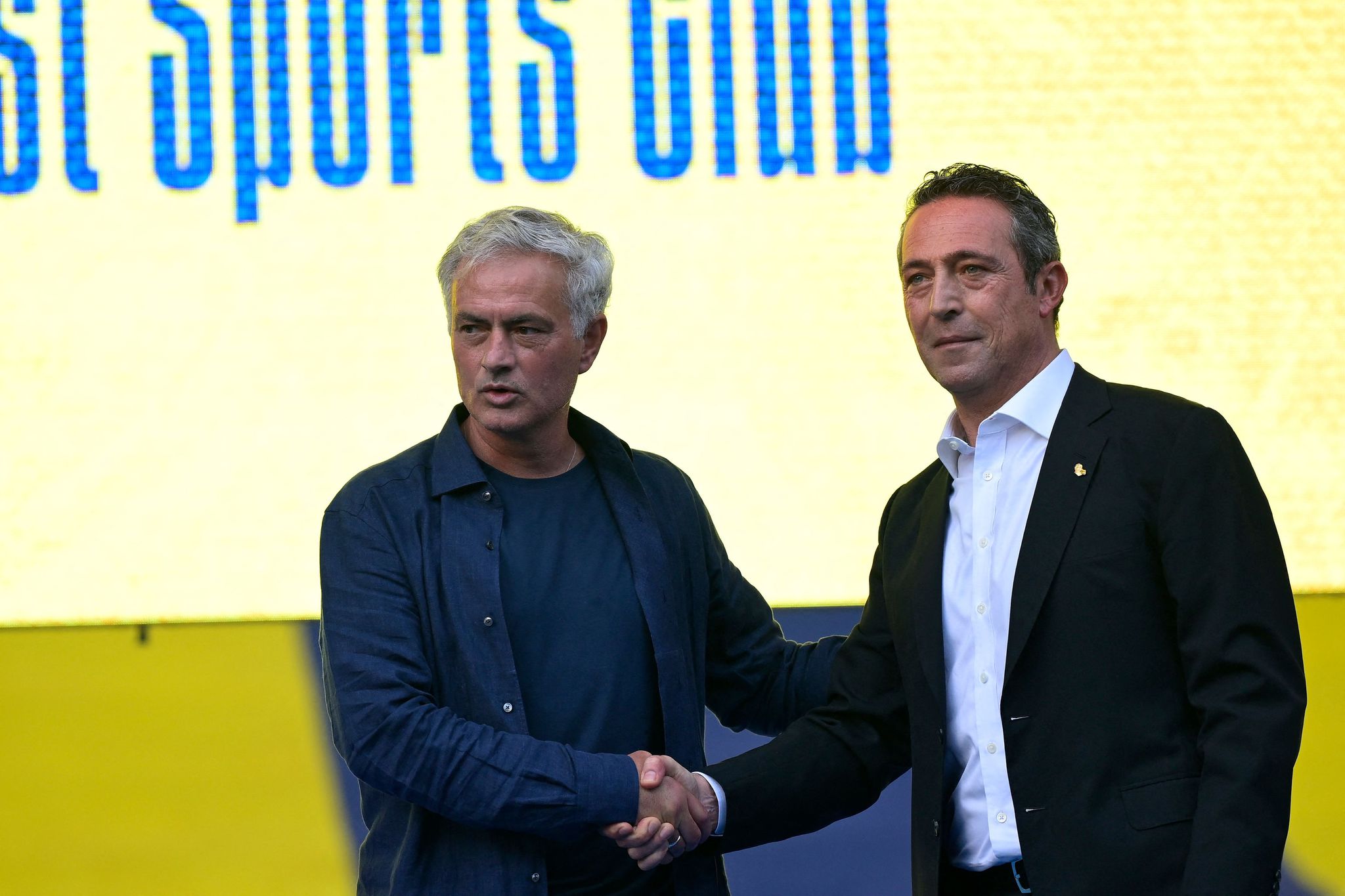 TRANSFER HABERİ - Fenerbahçe dünya yıldızını bitiriyor! Jose Mourinho devreye girdi