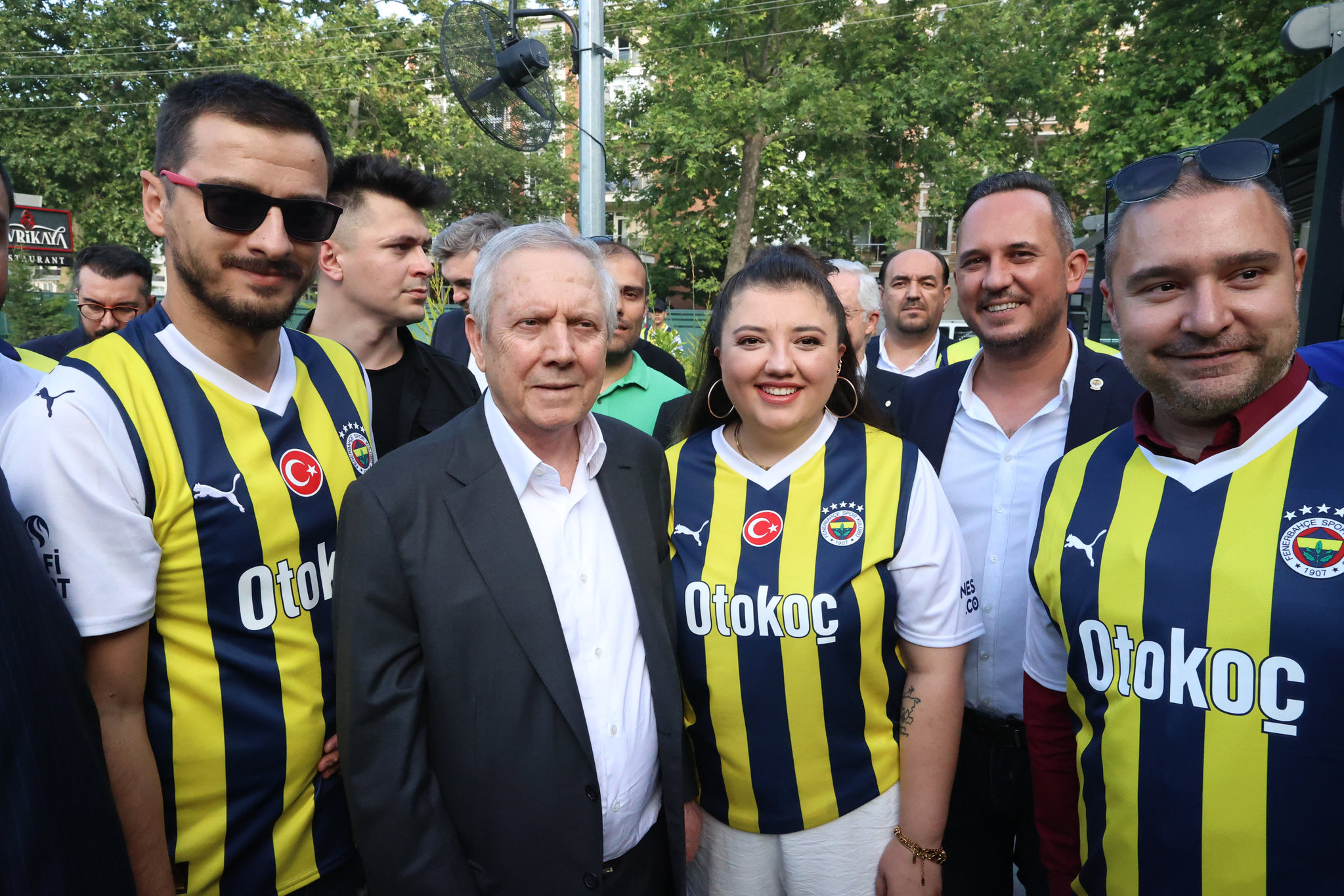 FENERBAHÇE HABERLERİ: Aziz Yıldırım ateş püskürdü! Tek bir çivi bile çakmadı