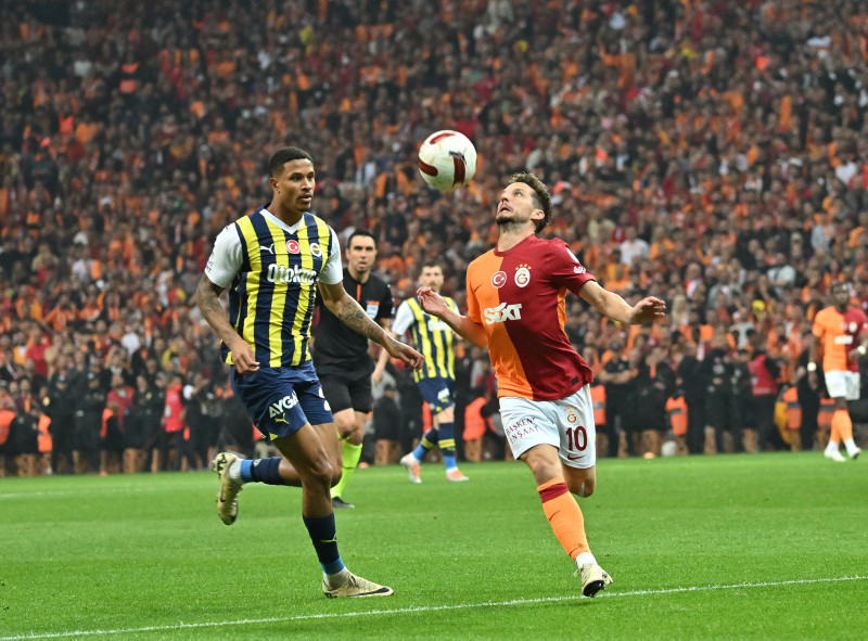 Fenerbahçe’de ayrılık tehlikesi! Menajeri Milan’la görüşüyor