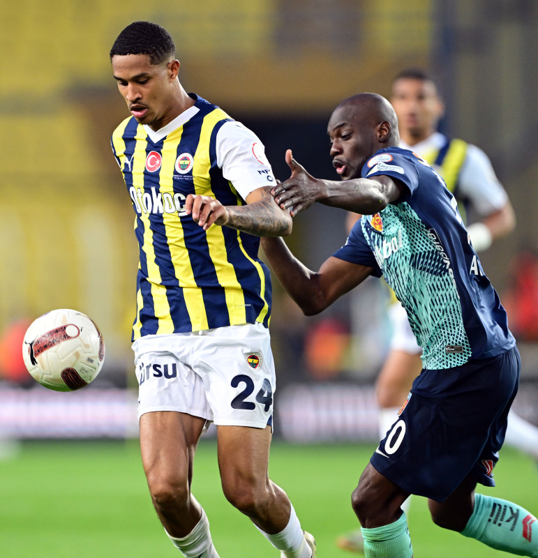 Fenerbahçe’de ayrılık tehlikesi! Menajeri Milan’la görüşüyor