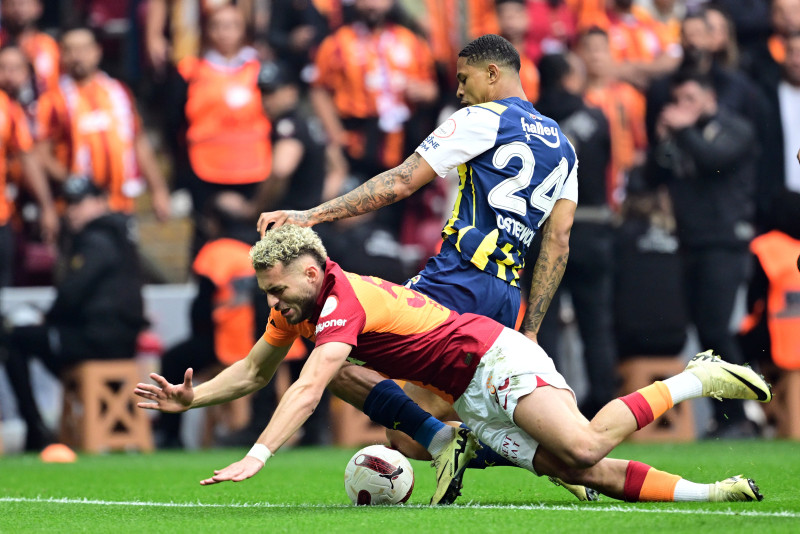 Fenerbahçe’de ayrılık tehlikesi! Menajeri Milan’la görüşüyor