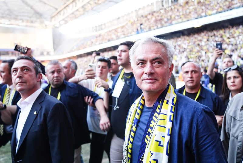 FENERBAHÇE HABERİ: Mourinho’dan radikal karar! İsmail Kartal gibi oynatacak
