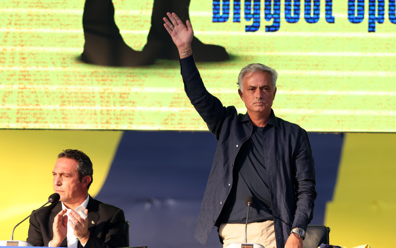 FENERBAHÇE HABERİ: Mourinho’dan radikal karar! İsmail Kartal gibi oynatacak