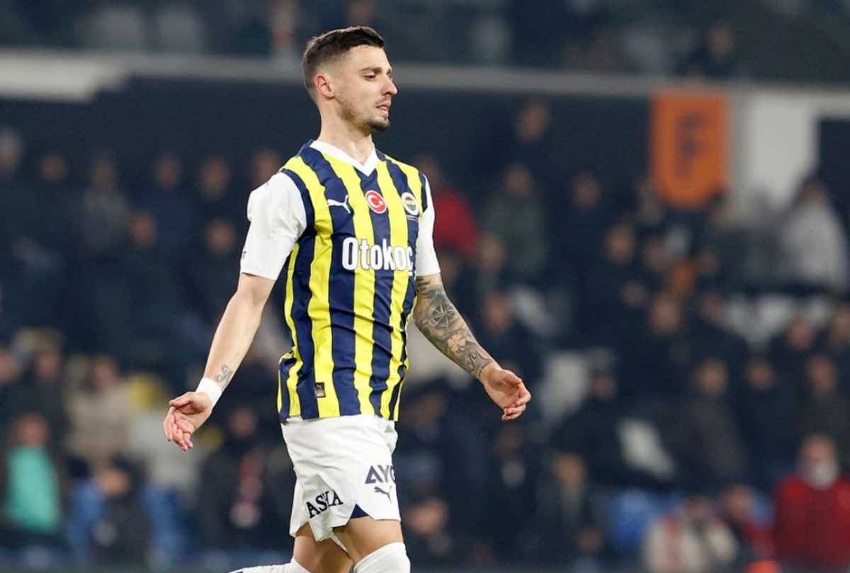 TRANSFER HABERİ: Ve Krunic Fenerbahçe’ye veda ediyor! İşte yeni adresi