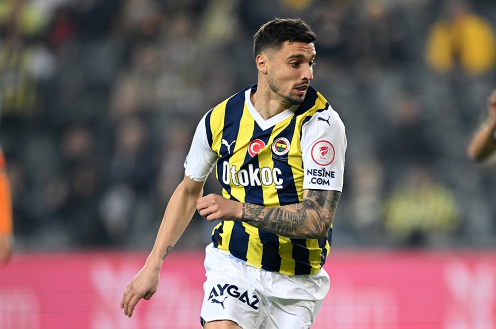 TRANSFER HABERİ: Ve Krunic Fenerbahçe’ye veda ediyor! İşte yeni adresi