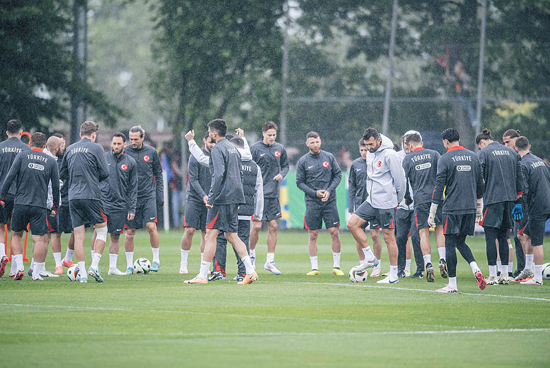 ’Bizim Çocuklar’ 3 puan peşinde! İşte Vincenzo Montella’nın Gürcistan maçı muhtemel 11’i