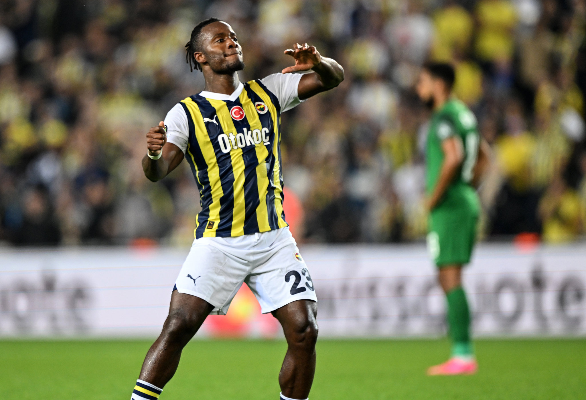 Michy Batshuayi Fenerbahçe yerine neden Galatasaray’ı terci etti? İşte transferin perde arkası!