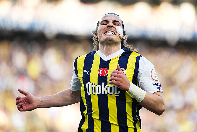 Fenerbahçe’de gündem Çağlar Söyüncü! Teklifleri reddetti