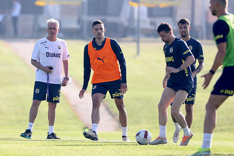 Fenerbahçe’ye Boşnak stoper! Alman basını yazdı...