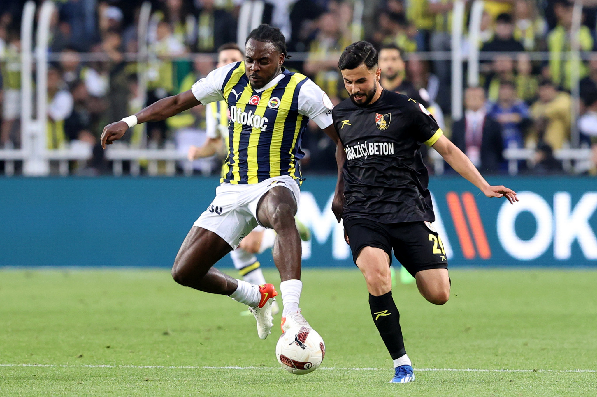 FENERBAHÇE TRANSFER HABERİ | Osayi Samuel paylaşılamıyor! 3 dev talip birden