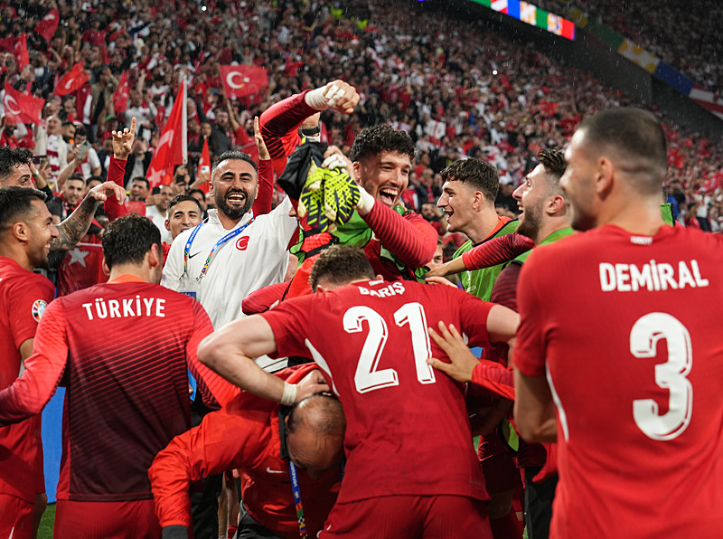 A Milli Futbol Takım’a EURO 2024 son 16 turunda muhtemel rakip sürprizi!