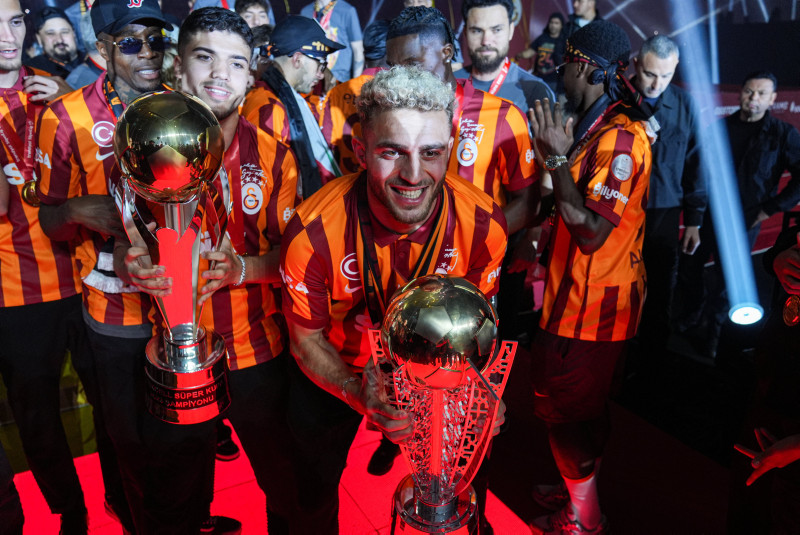 Galatasaray’ın transfer listesi belli oldu! İşte sağ bek adayları...