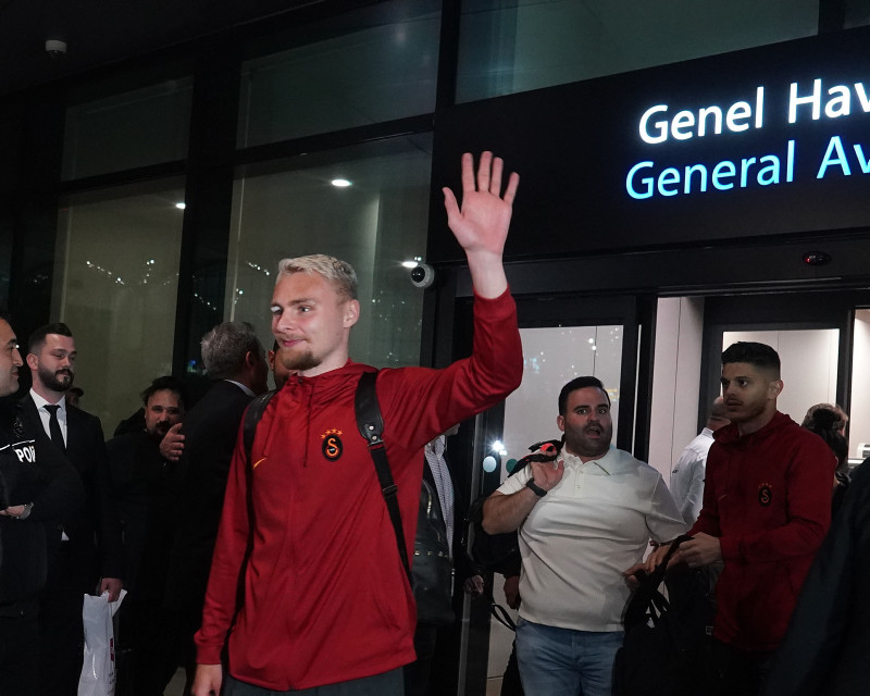 TRANSFER HABERİ | Victor Nelsson Galatasaray’dan ayrılacak mı? Kararını verdi