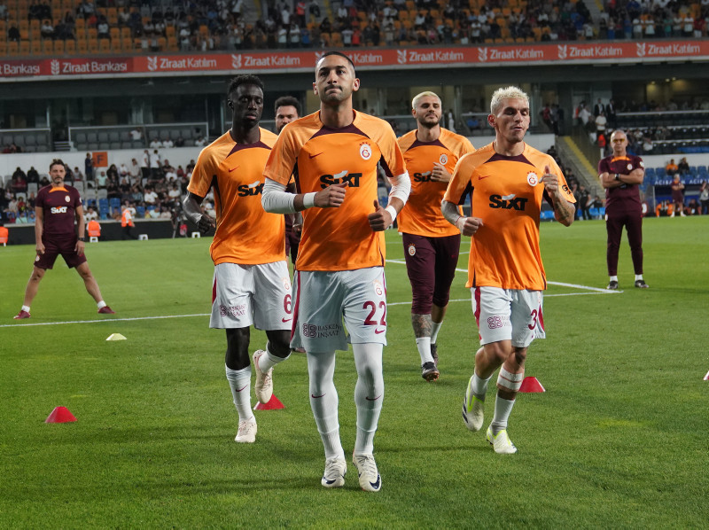 TRANSFER HABERİ | Büyük umutlarla gelmişti! Galatasaray’da o oyuncu ile yollar ayrılıyor