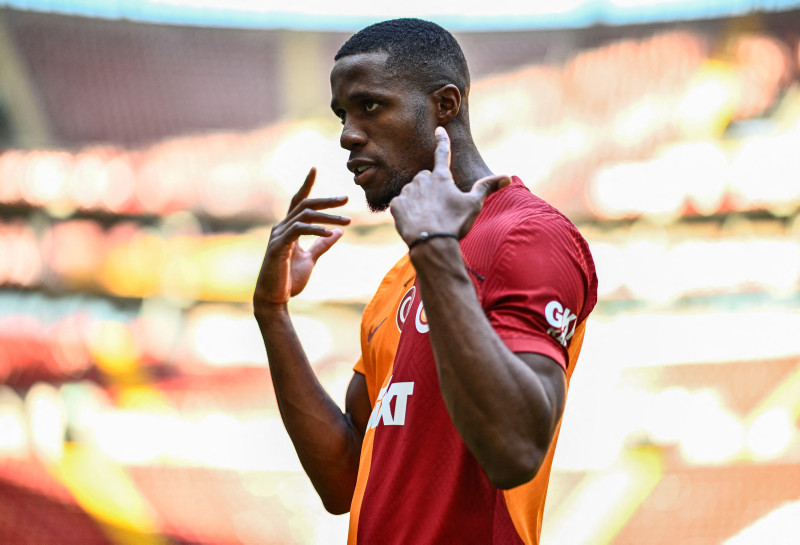 GALATASARAY HABERLERİ: Wilfred Zaha’dan Galatasaray itirafı! Transfer süreci...