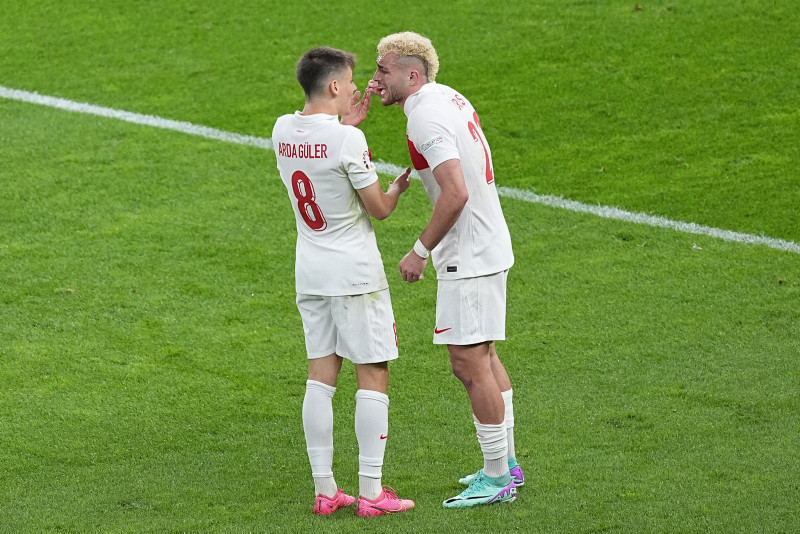 Milliler Avrupa basınında gündeme oturdu! Çılgın yarı final mücadelesi