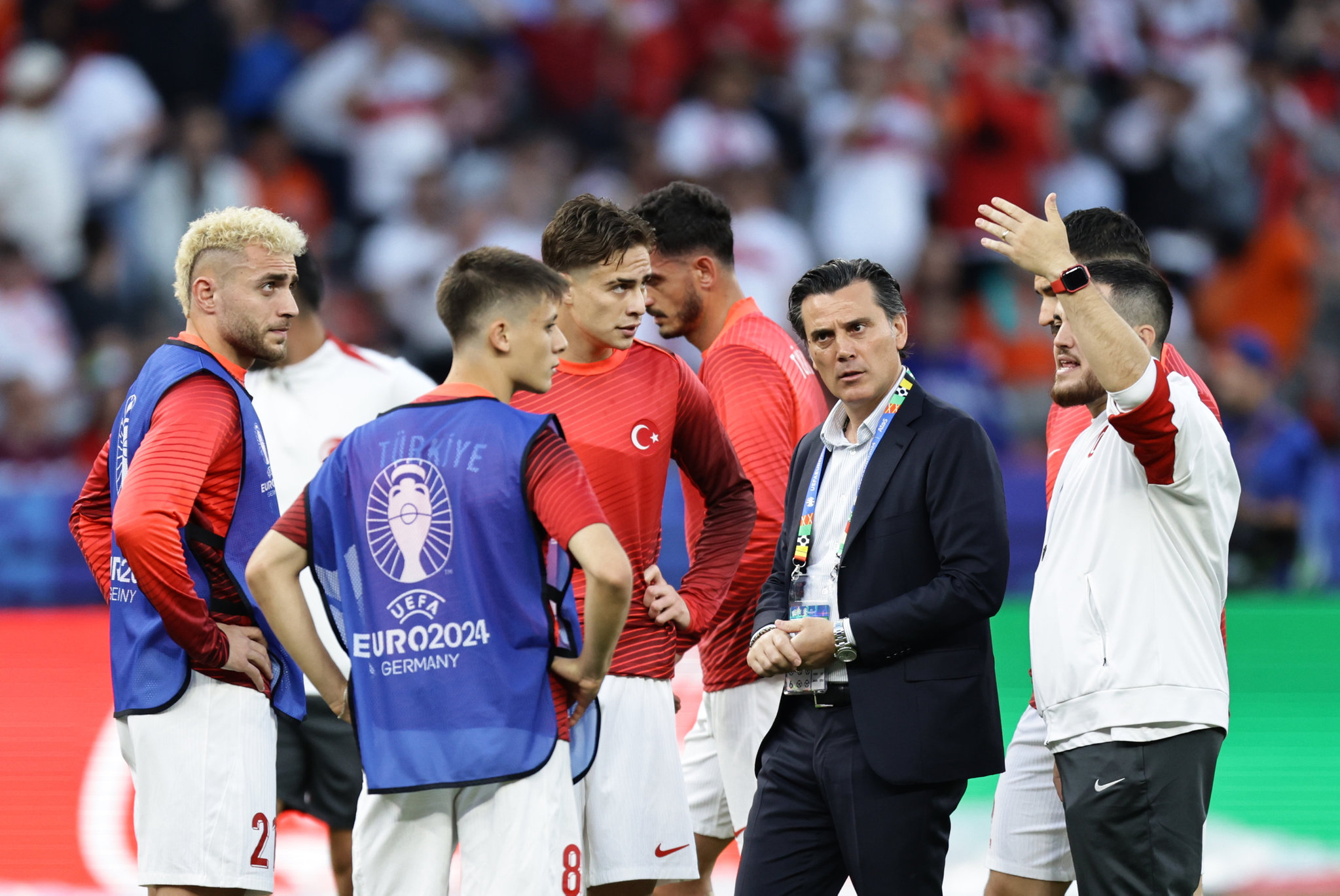 Spor yazarları Hollanda - Türkiye maçını değerlendirdi! Turnuvaya damga vurduk