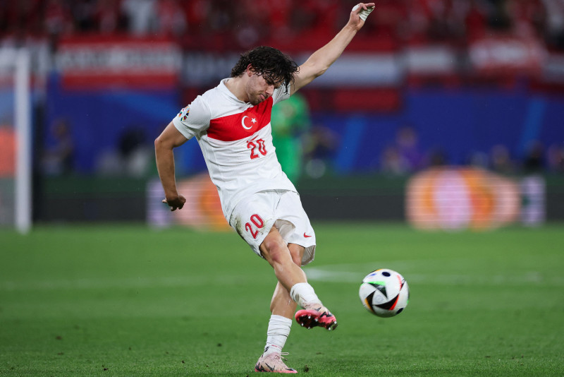 Fenerbahçe’den Ferdi Kadıoğlu kararı! Transferde düğüm çözülüyor