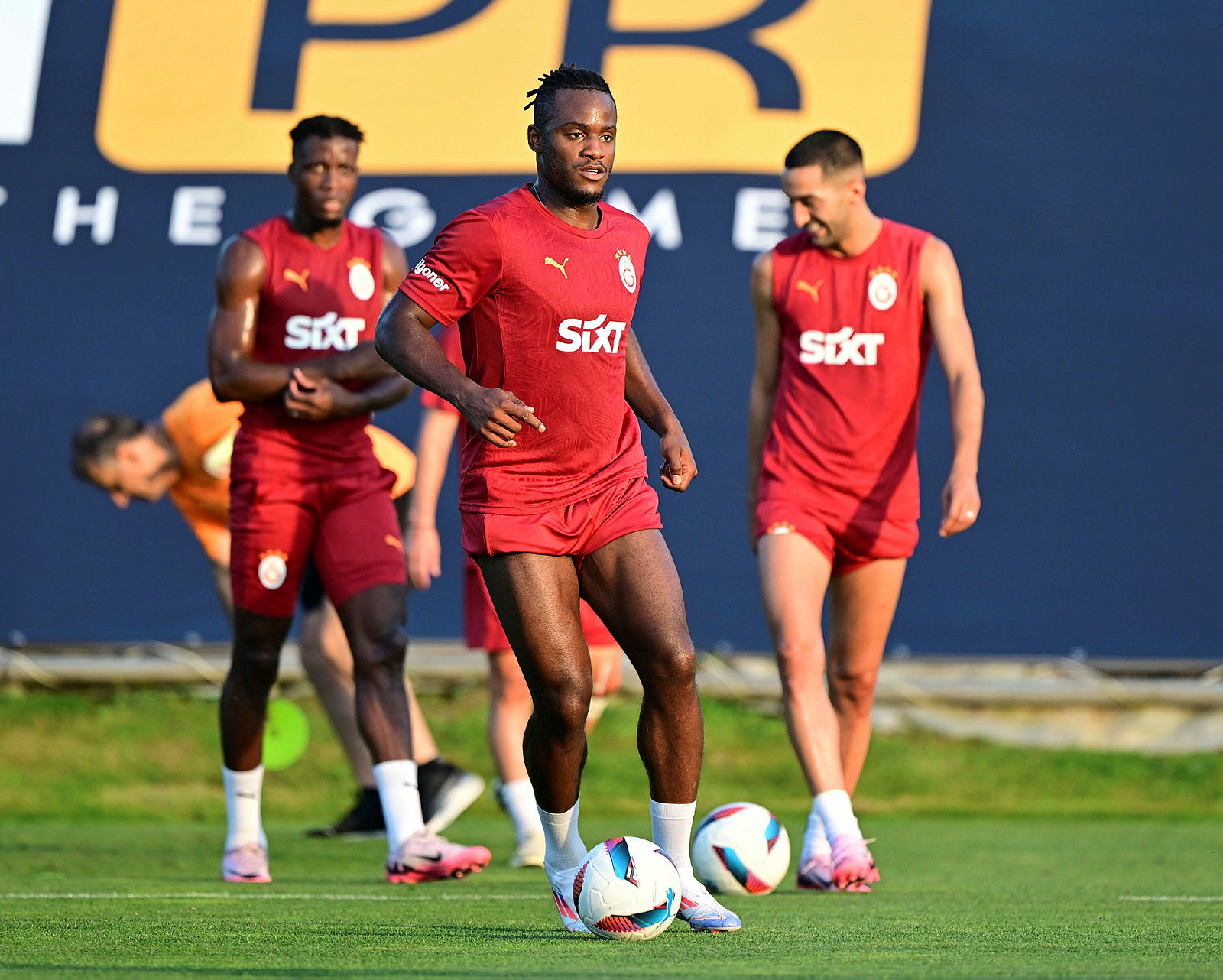 TRANSFER HABERİ: Galatasaray’ın eski aşkı alevlendi! Cimbom’un ’Fred’i olacak