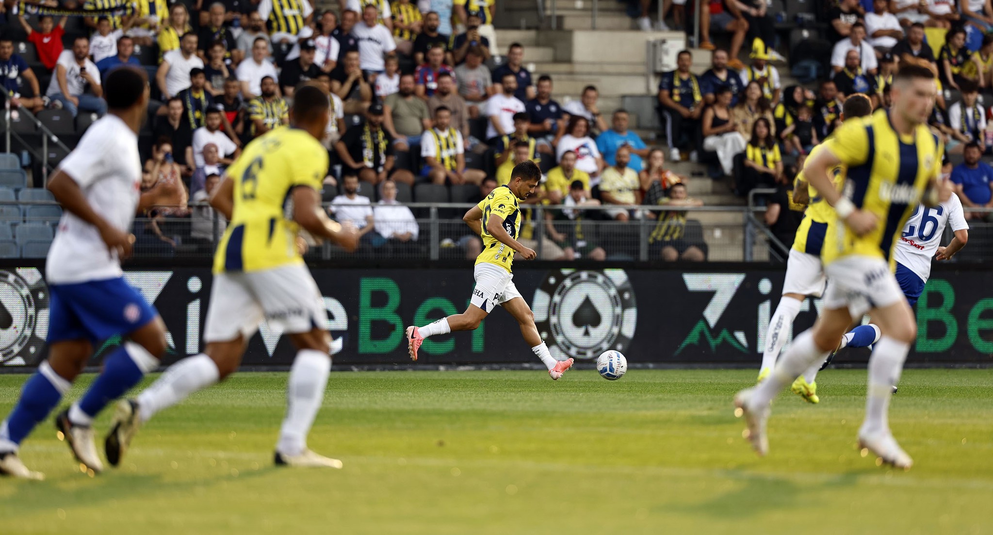 TRANSFER HABERİ: Fenerbahçe’de hayal kırıklığı yaratmıştı! 1. Lig’e kiralanıyor