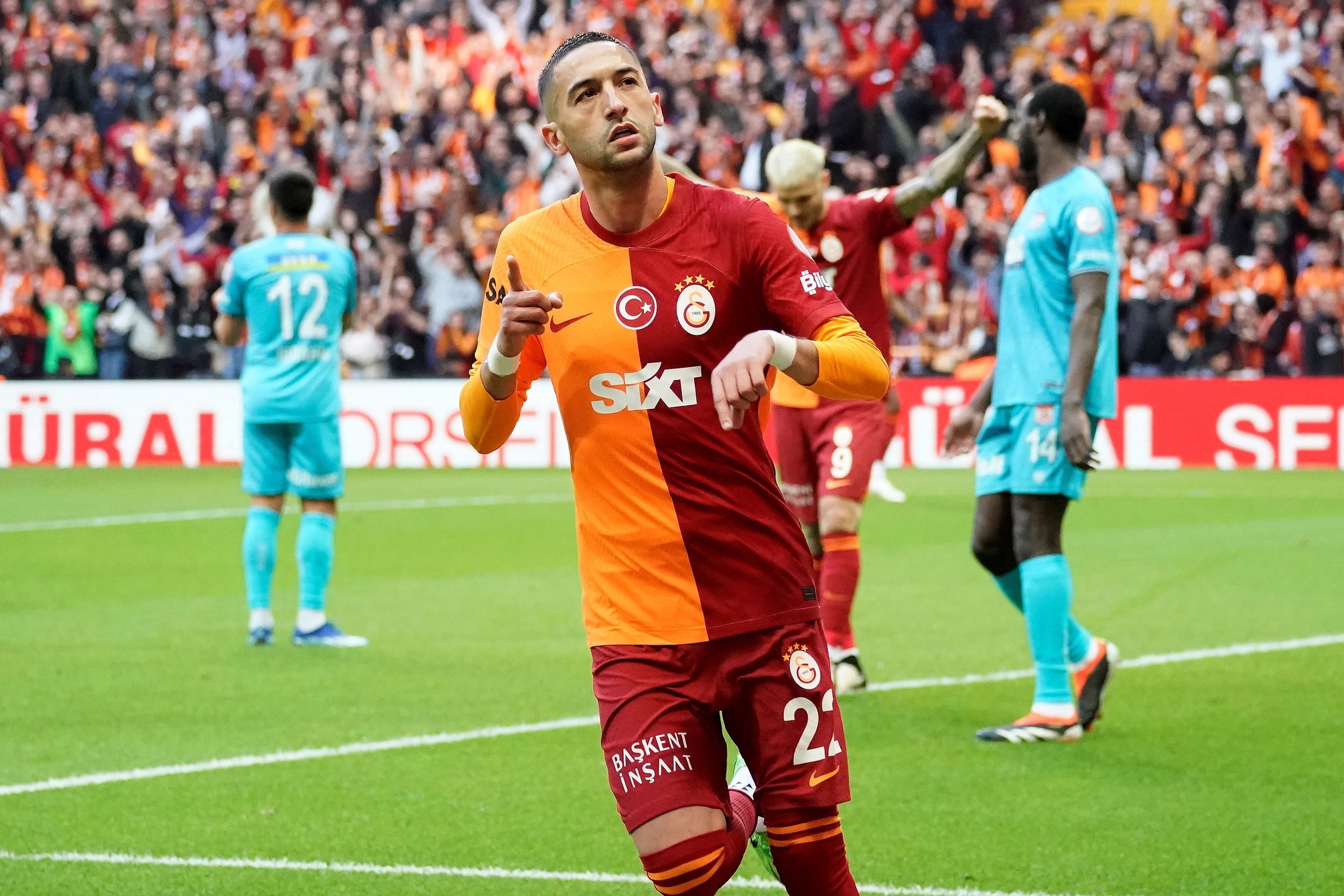 GALATASARAY HABERİ: Hakim Ziyech’ten Fenerbahçe’ye olay gönderme!