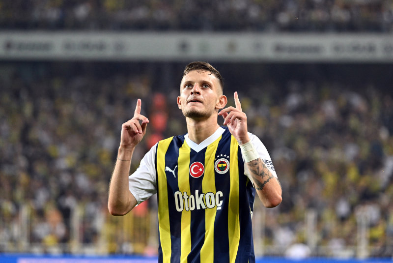 Fenerbahçe’de flaş Szymanski gelişmesi! İstanbul’a dönünce...