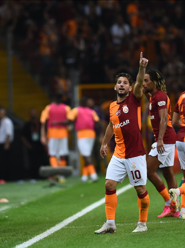 GALATASARAY HABERİ: Mertens’ten flaş Batshuayi sözleri! Benim alamayacağım...