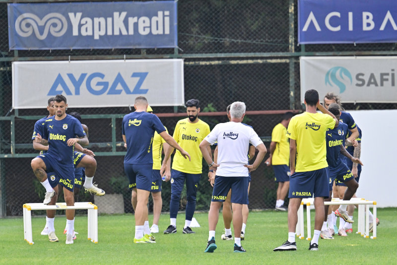 FENERBAHÇE TRANSFER HABERİ - Yeni orta saha İngiltere Premier Lig’den! Yapılacak teklif...